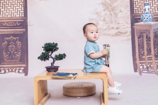 承德宝宝几个月可以笑出声 承德宝宝几个月可以笑出声